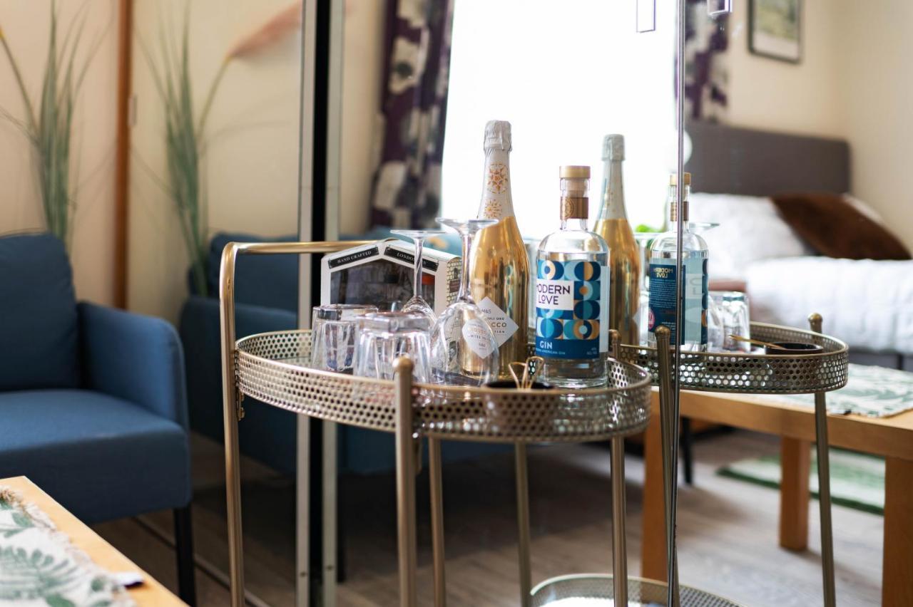 Elegant Art Deco Whole Apartment - 2Mins To Hyde Park, 8Mins To Bayswater, Nottinghill, Paddington Londen Buitenkant foto